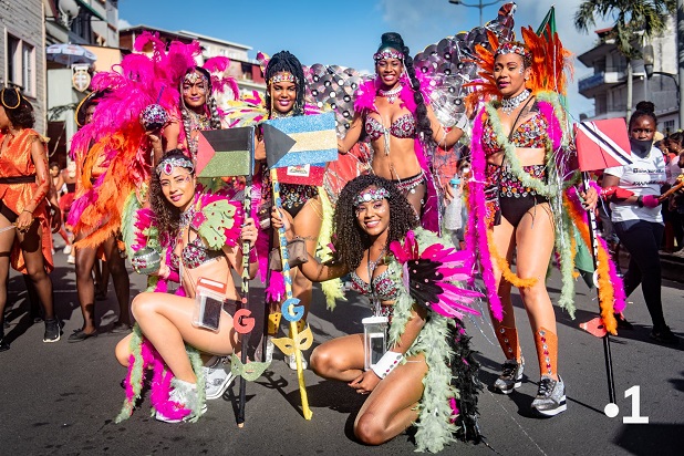 #Carnaval2019 / RFO fait de belles photos, mais ne sait plus faire de télé ! 