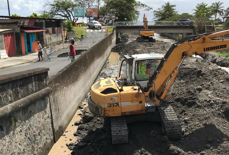 Martinique/ Plus rien ne fait obstacle au début des travaux pour reboucher le trou de Saint-Pierre.