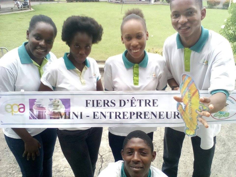 1er prix du Business model a été remis par Initiative Martinique Active aux élèves du Lycée Professionnel Léopold BISSOL,