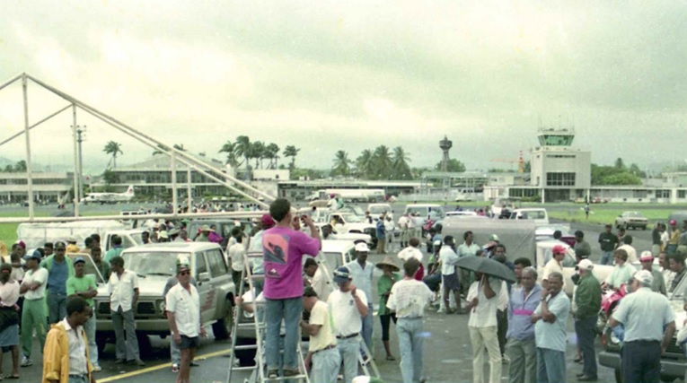« La prise du tarmac », c’est-à-dire l’occupation pendant plusieurs jours des aéroports internationaux de Martinique et de Guadeloupe,