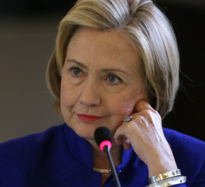 LU POUR VOUS / La campagne d’Hillary Clinton explose en plein vol