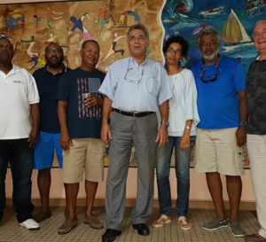 Le nouveau Comité Directeur de la ligue de voile de la Martinique , avec Claude Vatran à la Présidence.