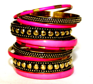 Reportage Vos bracelets en verre Indien, Peut être  bientôt des pièces de collection !