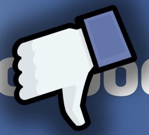 Facebook : Bientôt un bouton pour faire taire les bavards.