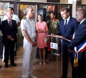 Emmanuel Macron en Martinique: Un dialogue sans détour! 