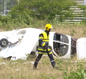 Accident d'avion en Guadeloupe, le pilote s'en sort !