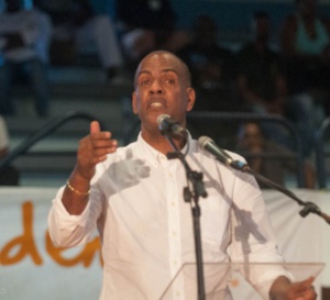 Télévision aux Antilles : La discrimination doit cesser par Serge LECTHIMY.