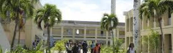 Le ouélélé autour de l’université Antilles Guyane prend-il maintenant une tournure politique? 